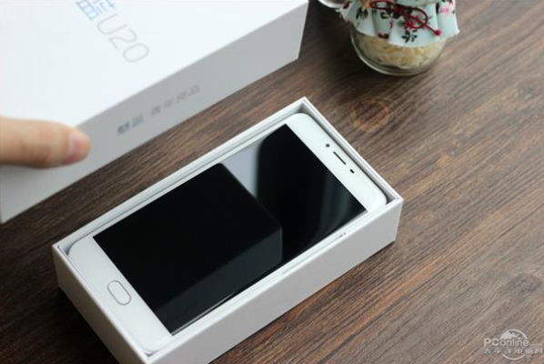 1Meizu-U20-1