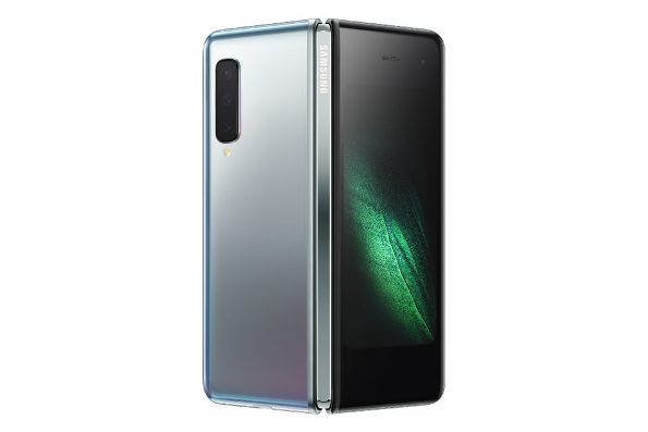 1Samsung-Galaxy-Fold_back