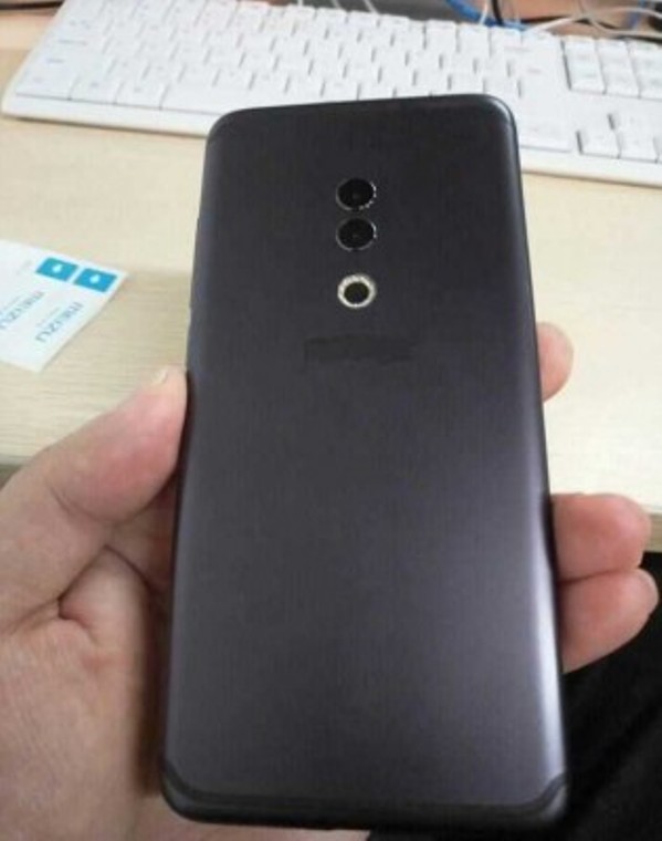 1meizu-15-plus-back