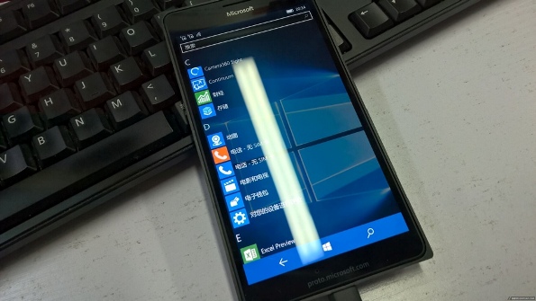 1microsoft Lumia+950+prototype