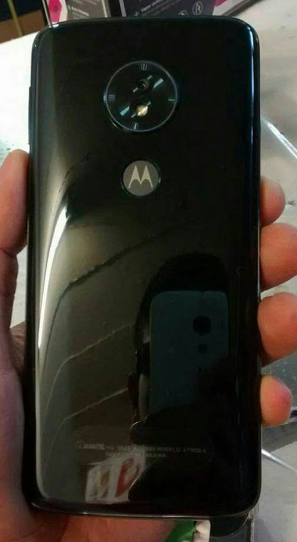 1moto g6 play-2