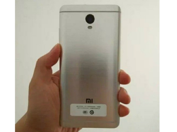 1xiaomi-redmi-note-4x-3