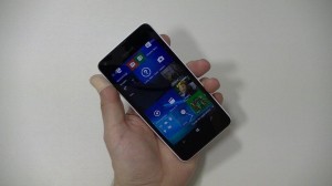Microsoft Lumia 550 - vue 02