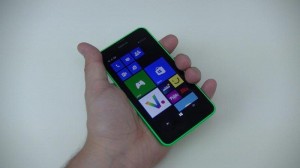 Nokia Lumia 635 - vue 02