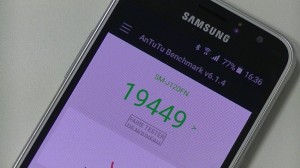Test du Samsung Galaxy J1 2016 - vue 13