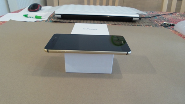 infocus m560 - vue 05