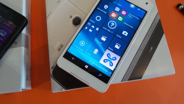 lumia 640 vs lumia 650 - vue 13