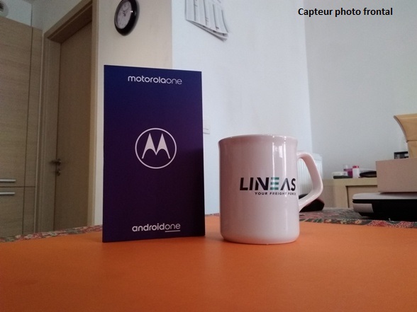 motorola one - vue 01