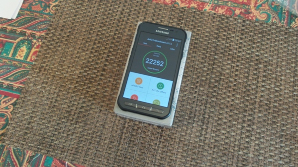 samsung galaxy xcover 3 - vue 10