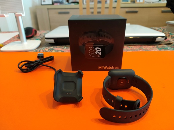 Mi Watch Lite : on a testé la montre connectée sportive de Xiaomi à 70 euros